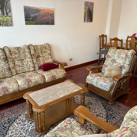 Sunset Terrace アパート *