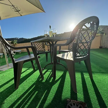 Sunset Terrace Apartment