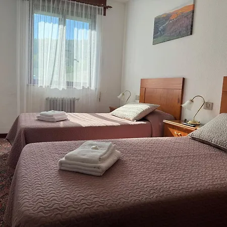 Sunset Terrace アパート